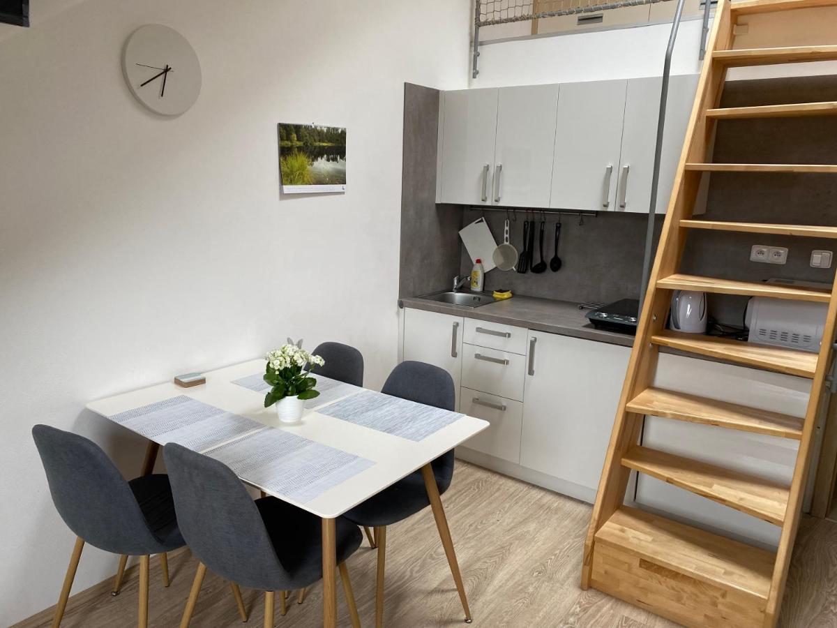 Mezonetovy Apartman Isabela โลชนา นาดเด เดสเนา ภายนอก รูปภาพ