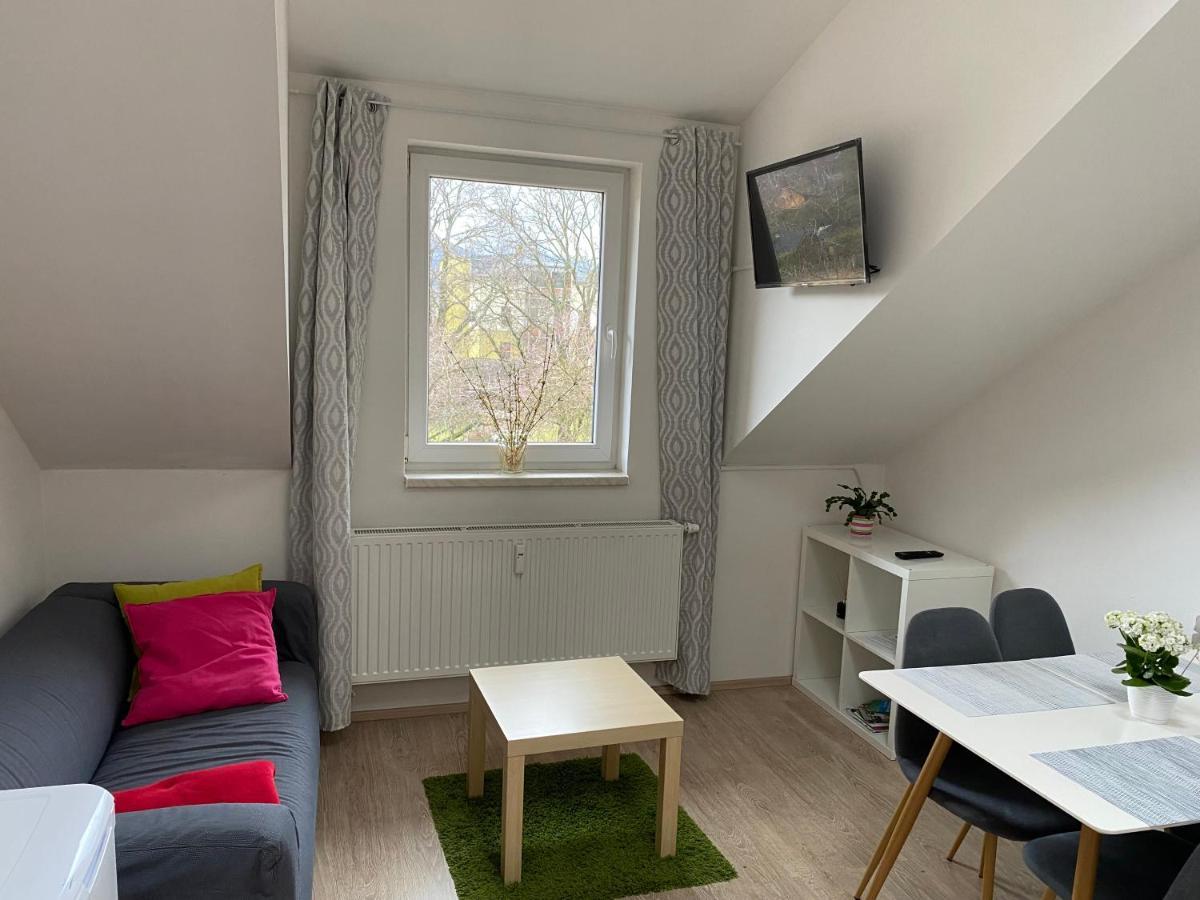 Mezonetovy Apartman Isabela โลชนา นาดเด เดสเนา ภายนอก รูปภาพ